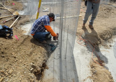 Attaching Curve Wall to Footing
